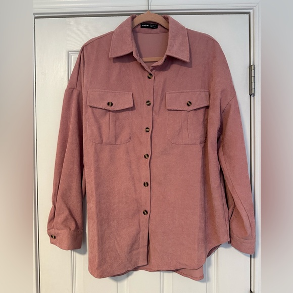 Shacket - Picture 1 of 3